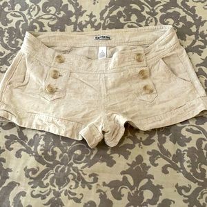 Linen button express shorts